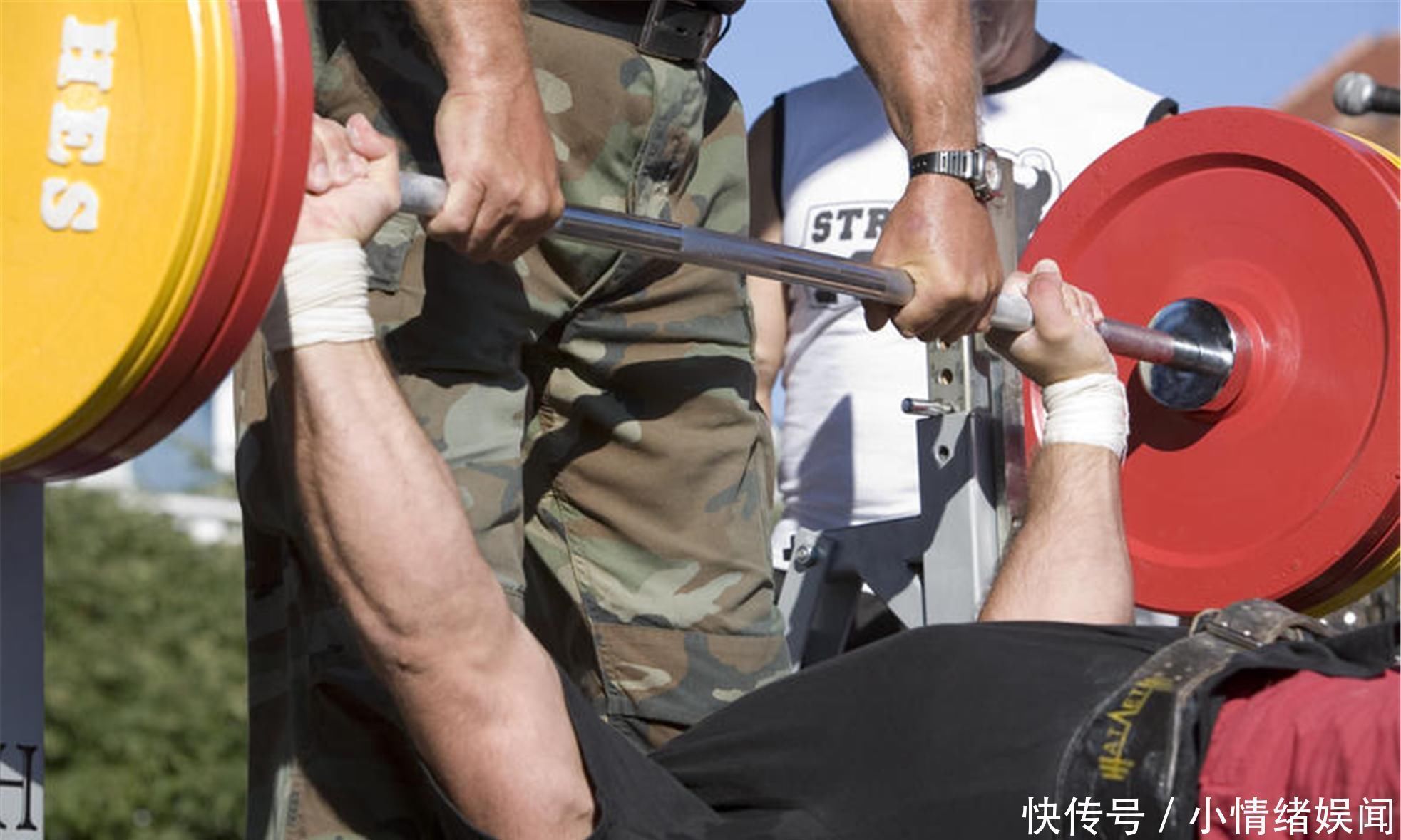 动作|5种最棒的背部训练方法，帮你打造更加宽阔厚实的背部肌群