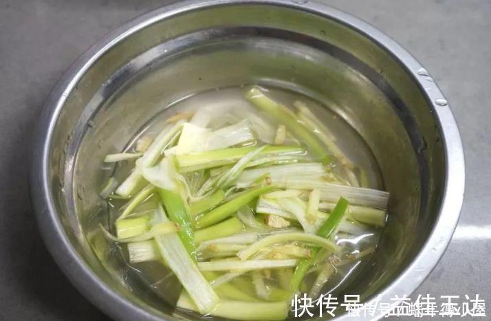 食盐|原来腌牛肉不能加食盐和料酒,之前一直做错,难怪牛肉不嫩不香