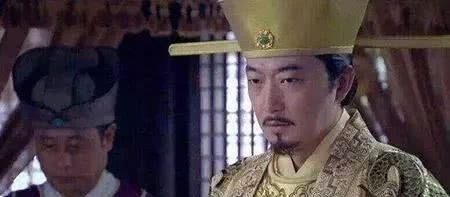 皇帝|太后临终前一直拉扯身上衣服,皇帝突然醒悟,立即命人脱了下来