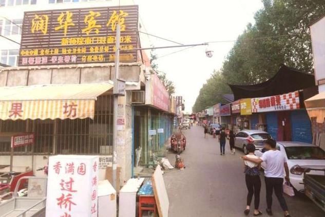 老年|安阳一处城中村，夜晚非常热闹，被称为“俊男靓女”的聚集地