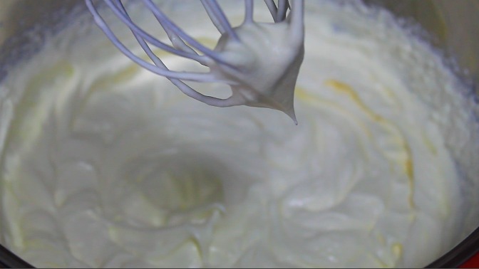 挑选冰淇淋，看清包装后这3行字，不怕变胖，营养和牛奶一样丰富