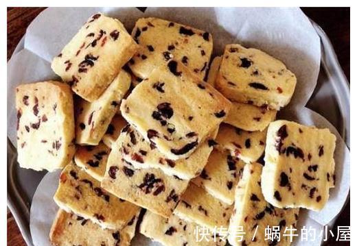 周末小甜品，半碗面粉1个鸡蛋，不打发不揉面，奶香味足入口即化