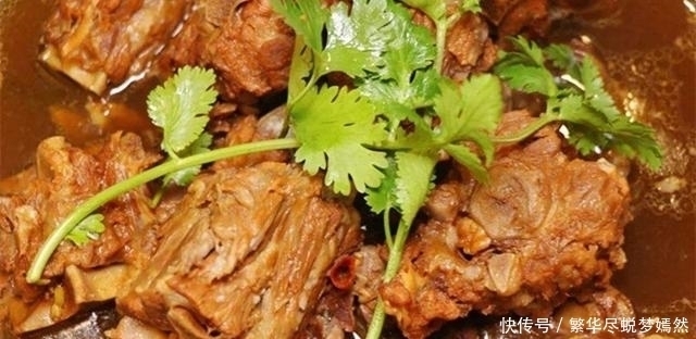 苏东坡都爱吃的“羊蝎子”,为何在南方没有流行起来