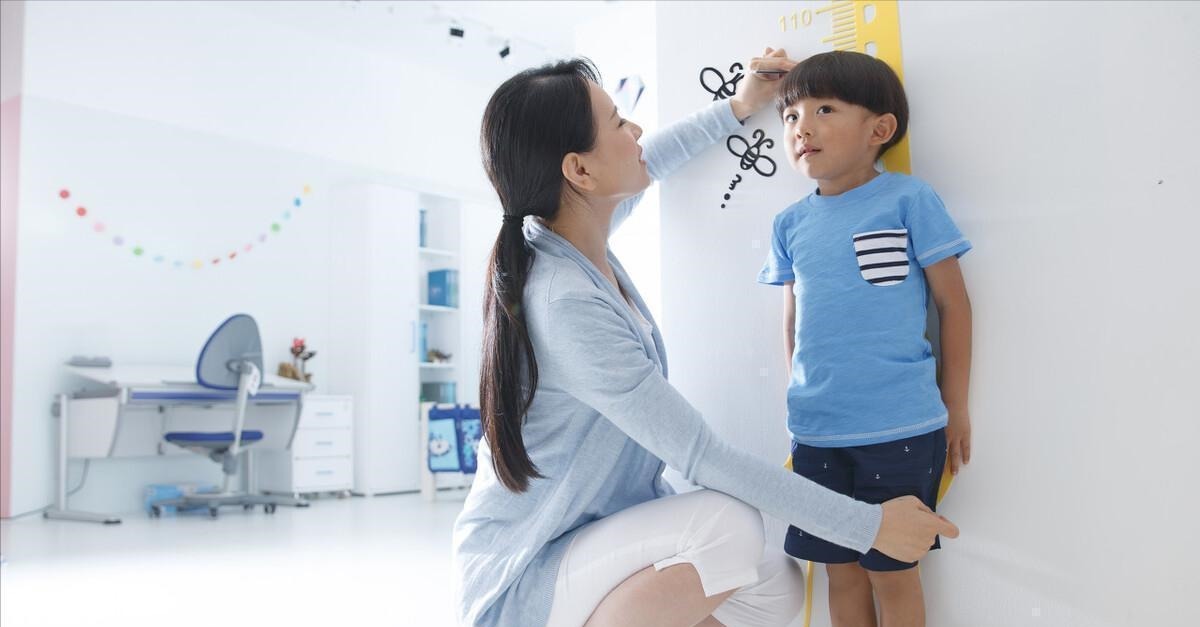 脾胃虚弱|孩子缺钙不长个,原来喝水时间搞错了,这3个时间段要小心