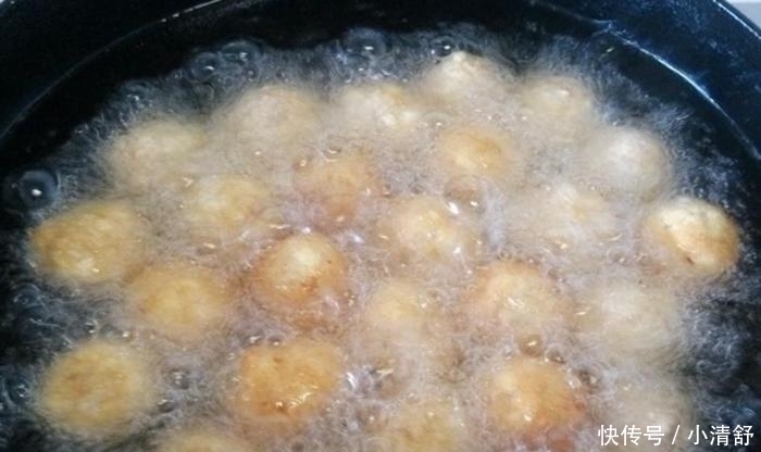 油炸豆腐肉丸，又香又酥，还没上桌只剩一半，放凉了也不软