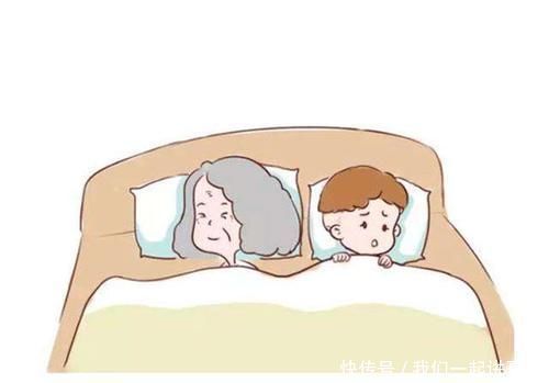 人际交往|孩子跟妈妈睡还是老人睡,决定一生性格,别大意