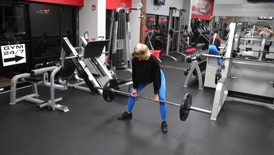 臀部|41岁泰国辣妈,拥有D罩杯腹肌翘臀性感迷人,满满少女感而爆红