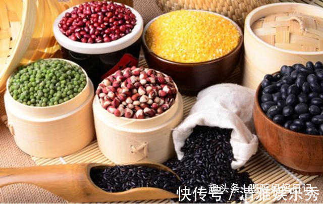 坏死|8个月宝宝出现肠坏死,添加辅食不对,医生:不能吃3种食物