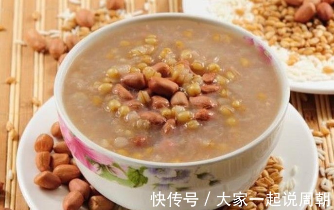 补气血|花生搭配它,头发黑了,滋阴补虚补气血,脂肪也干净了,气色好了