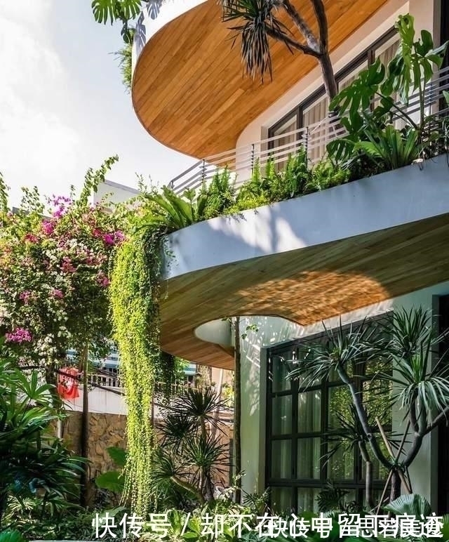 小天地|未来城市的套房住宅,每一户都带有花园,推开门就是自家院子