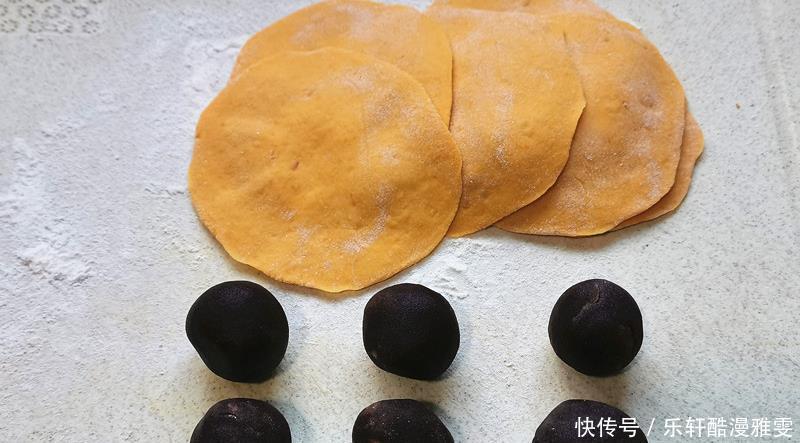 在家时多存些南瓜,不光能做菜,做成面食大人孩子都爱