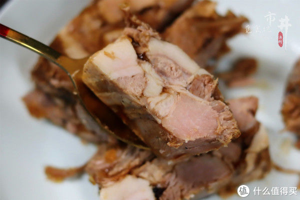 小吃来了 篇二十七:五花肉做的“压板肉”,70岁老奶奶吃得直夸,酥烂入味,可真香啊