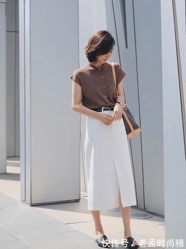 裙装|女人一旦过了40岁,穿衣尽量以“体面”为主