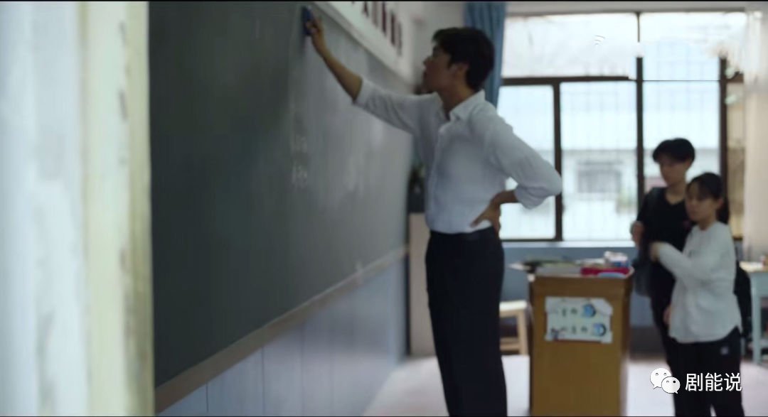 听句劝，看到他们赶紧跑