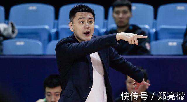 辽宁男篮|3大核心休战,赵继伟25+9,5人得分上双,辽篮大胜,1小将真抢眼