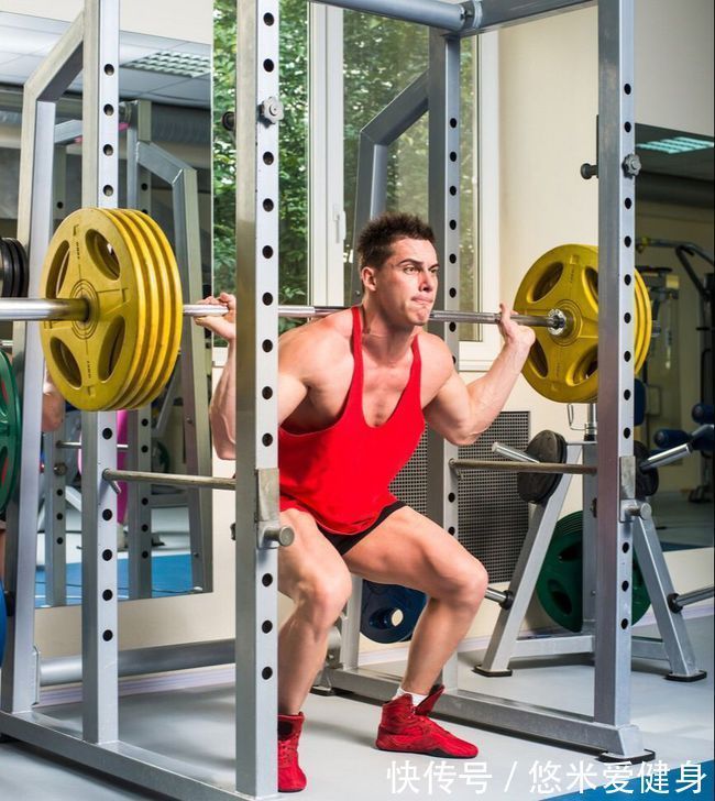 硬拉|大腿肌肉的锻炼方法,6个动作每周练1次,强壮整个大腿肌肉