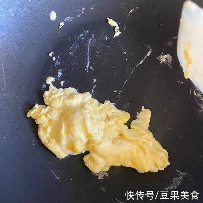 快手|#巨下饭的家常菜#快手早餐汉堡你这么做，保证最正宗