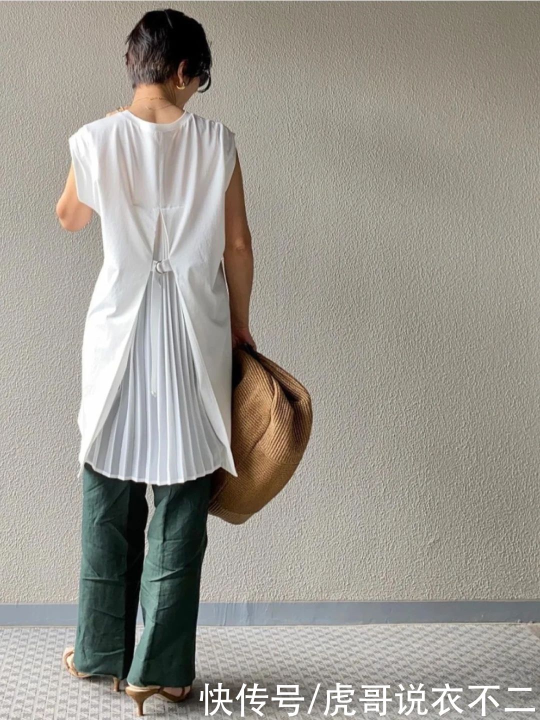 简约|年近60岁的微胖矮个女人，提升衣品要从细节入手，简约清爽又高级