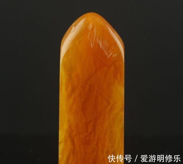 田黄石|田黄冻石在皇帝面前显的十分珍贵,价格自然很高!