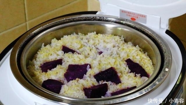 晒晒我家晚餐,3人3菜1主食,荤素搭配,粗细粮混搭,营养更均衡