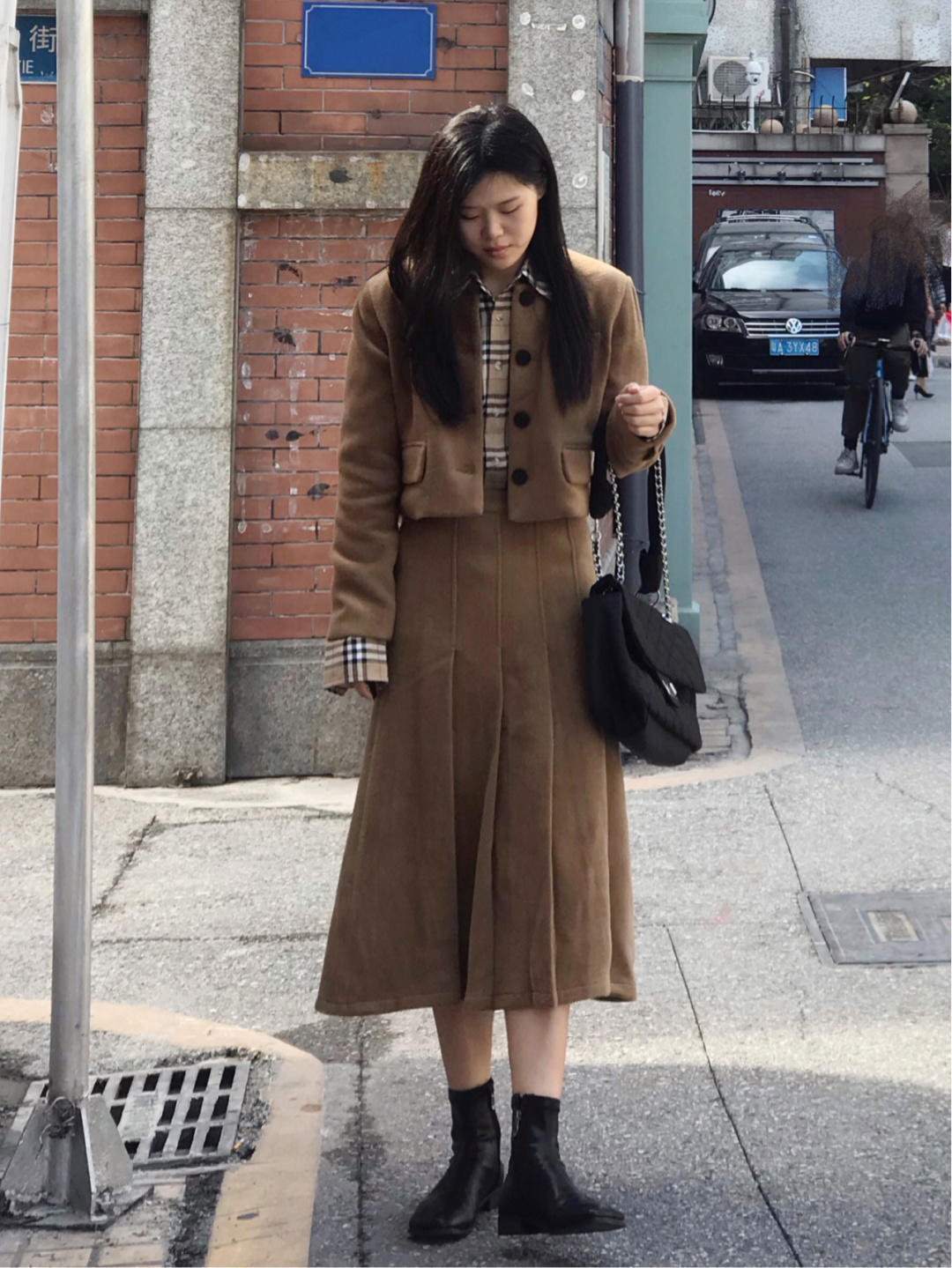 虎纹 半裙的魅力正在于此!get这5款,成熟女人拿捏时尚温柔气质!