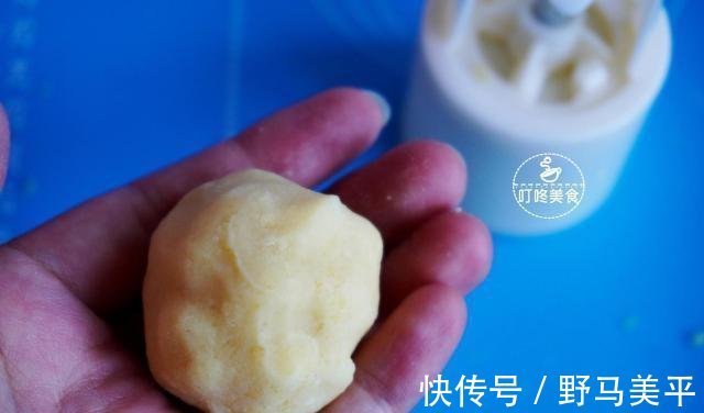 绿豆糕|想吃绿豆糕不用买了,教你超简单的自制方法,香甜细腻,0添加剂