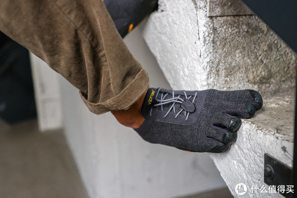 跑鞋 他们说,你就是丑?他们也说,你就是科技!那五指鞋,你到底是什么?看我捋清了没!