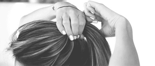 发型 4个“提气质”的夏日发型打理技巧,显脸小,够清凉,还巨时髦