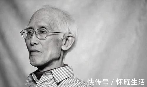 沈从文!余光中曾痛批朱自清、鲁迅、沈从文,如今却反被指责,晚节难保