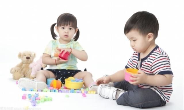 发育|3岁前宝宝出现五大标志,恭喜了,你家娃大脑发育或许已完全达标