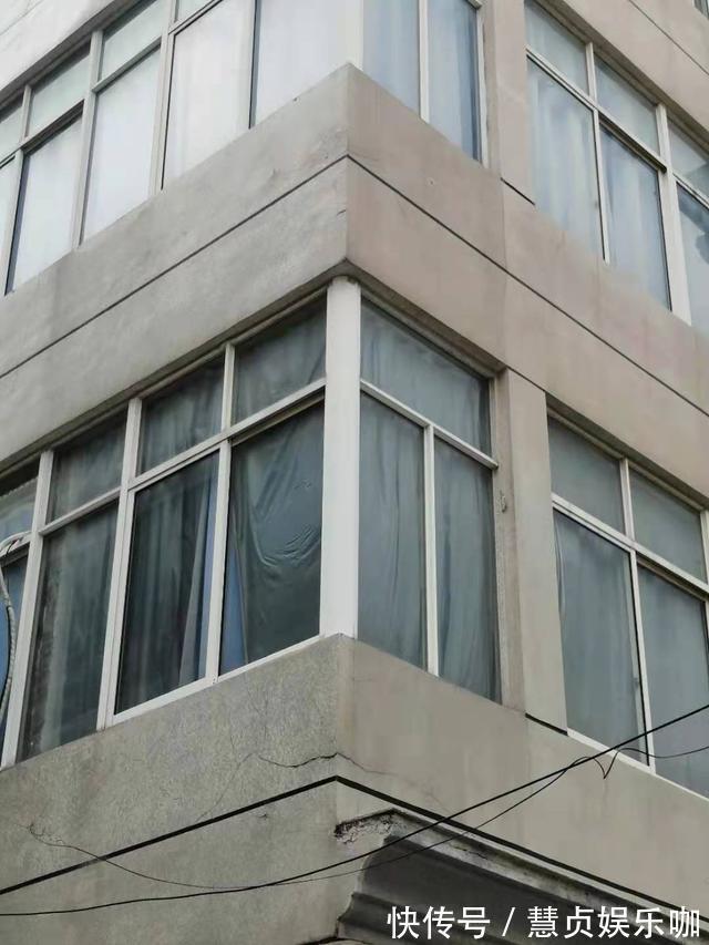 外墙|农村自建房外墙喷真石漆，如果盲目去跟风，将来很可能会后悔