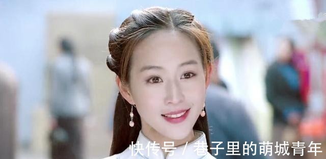 上联!女掌柜一上联“陈皮连翘望”,穷秀才巧对下联,女掌柜又羞又气