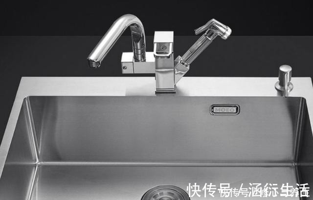 台面|80%的人都忽略的厨房水槽设计雷区,你一定要看看!