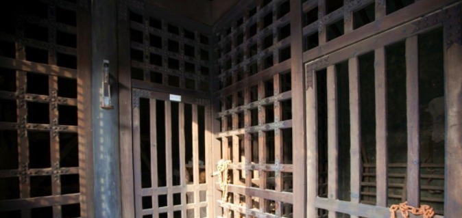 饭时|古代死囚吃断头饭时,狱卒都会放一恶心之物,囚犯看到却很感激