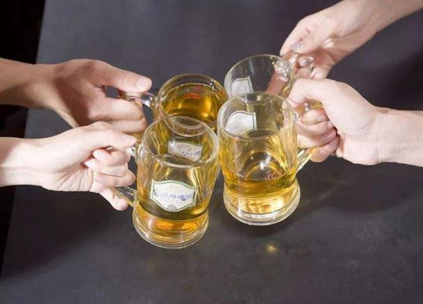 丝瓜汤|坐月子期间,坚持“三吃三不吃”,对母乳好,也能远离月子病