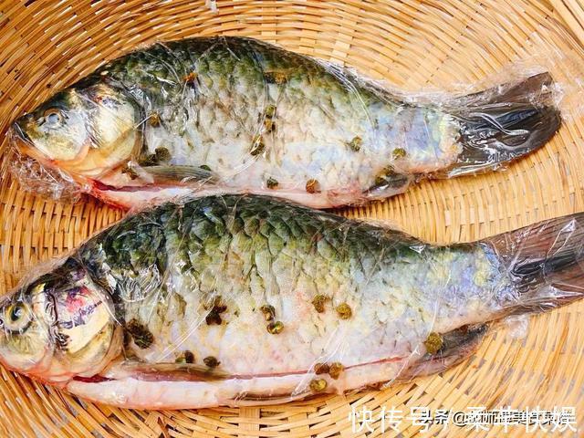 鱼肉|鱼肉保鲜时,直接放到冰箱是大错特错!多加这1步,鱼更香更入味