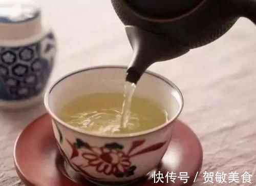 茶水|用电热壶刚烧的水,能不能喝?可能和你想的不同,听听医生的回答