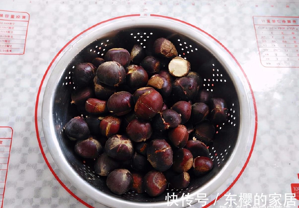 秋天吃这零食最美味，教你做香甜粉糯的板栗，比买的好吃又实惠