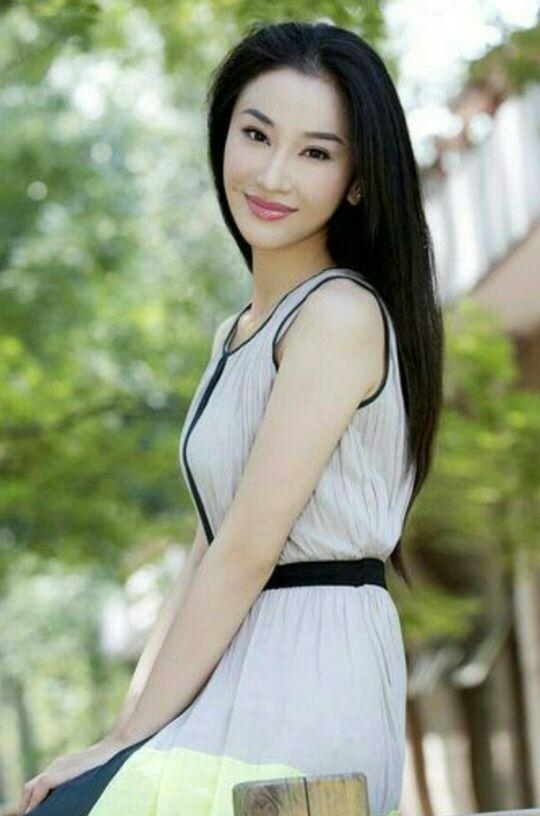 朱子岩端庄漂亮优雅 最具气质狙击手美女 快资讯 朱子岩端庄漂亮优雅 最具气质狙击手美女 快资讯