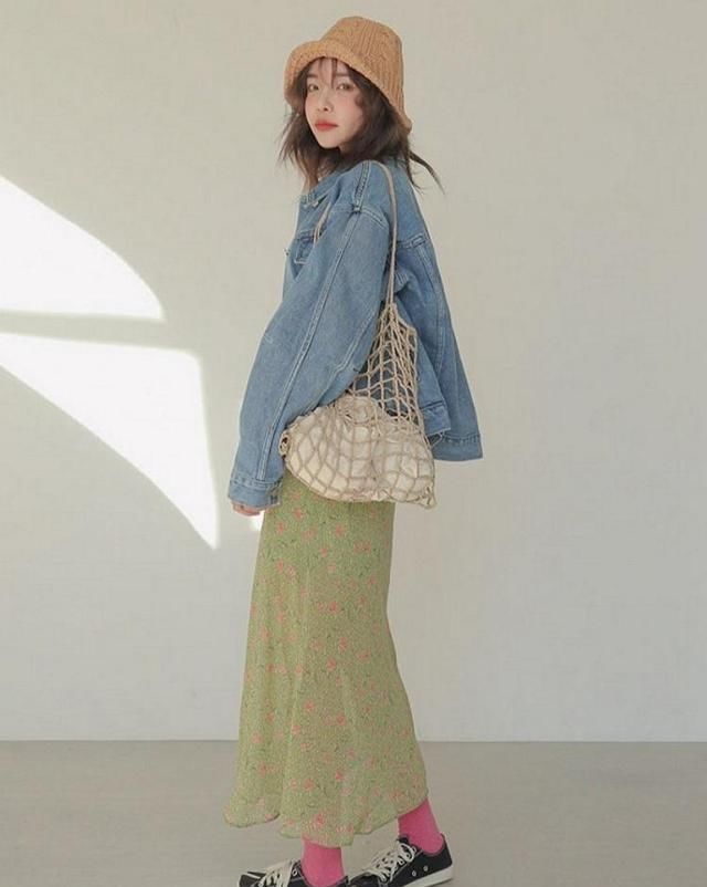 春天一定要有这4件“薄外套”,百搭又时髦,穿上舒适度刚刚好!