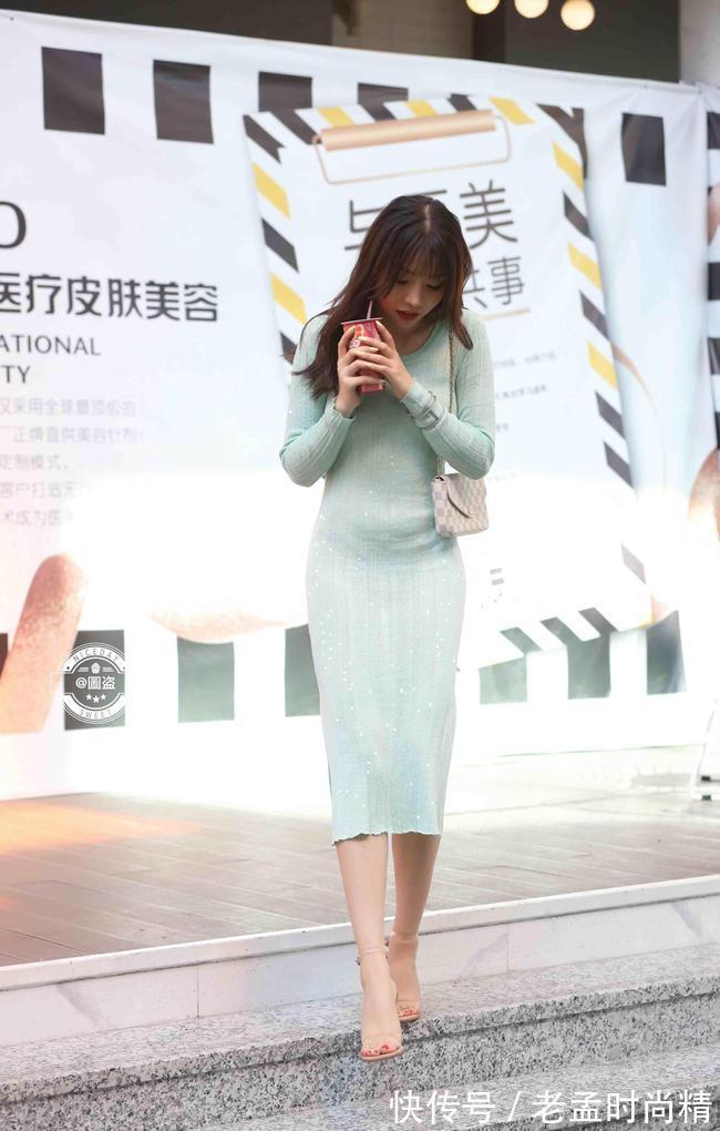 身材 连衣裙穿搭凭颜色和质感让你脱颖而出,用心去搭配,展示身材
