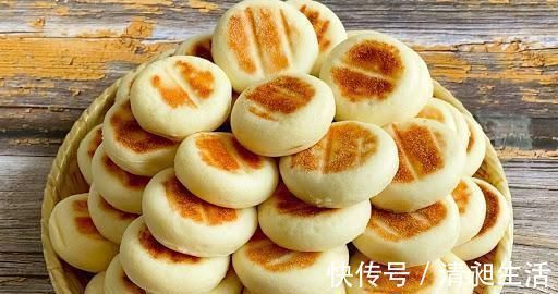 烤箱|1根山药2个鸡蛋，无水无油，无需烤箱的小面包，孩子一吃就是一盘