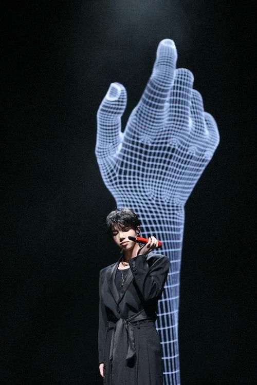 高燃|人类高质量演出现场―华语乐坛领军人物华晨宇的高燃现场