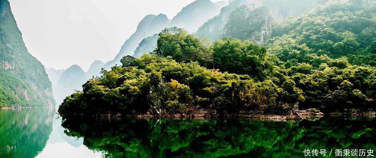 集峰林|贵州一峡谷景区走红，集峰林与溶洞于一体，秀丽险峻堪称人间仙境