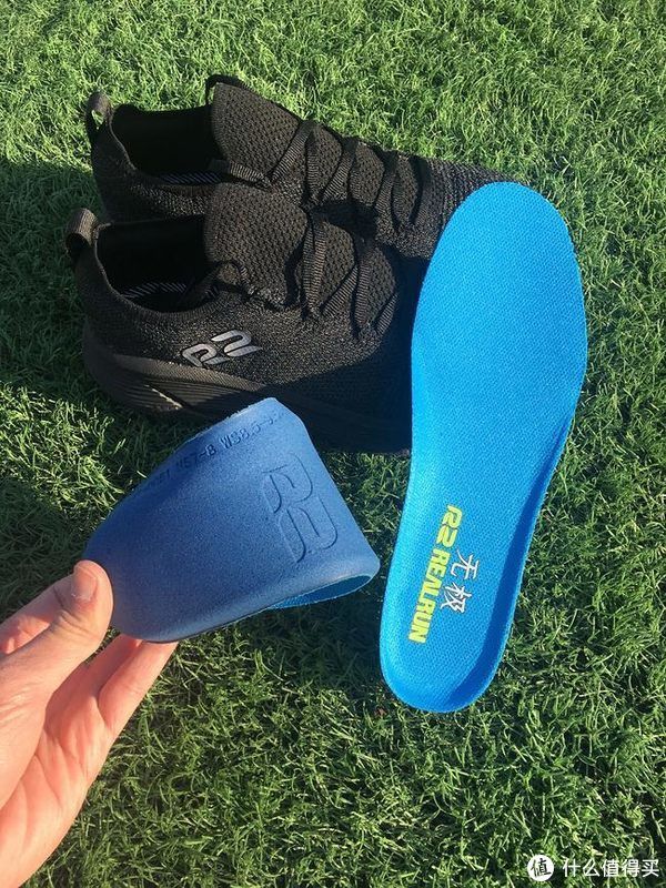 陪跑|蛋说无妨 篇二十:从夏日赤道红到冬日无极黑,R2陪跑一整年