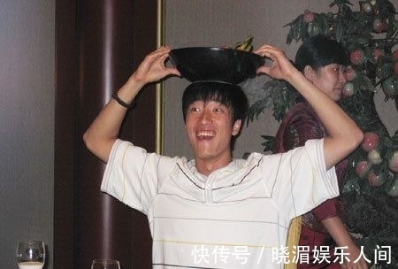 吉粉花|刘翔母亲吉粉花:陪儿子走过的田径风雨岁月,如今的婚姻让我放心