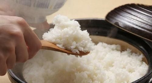 煮饭|用自来水蒸煮食物,会“氯中毒”?用实验数据告诉你,是非要担心