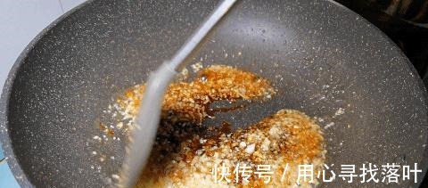 扇贝|蒜蓉粉丝蒸扇贝,这样做简单又好吃,肉质鲜嫩不腥,营养好味道棒!