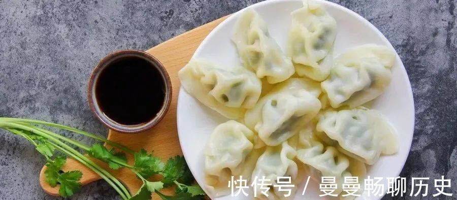 调饺子馅,一定要放入这3样东西,鲜香多汁没腥味!