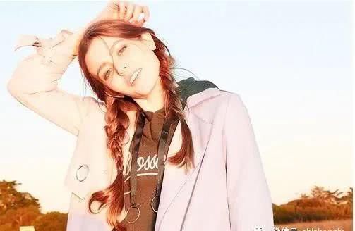 淑女|长发这样编比丸子头好看,2020年春季淑女必火日常编发